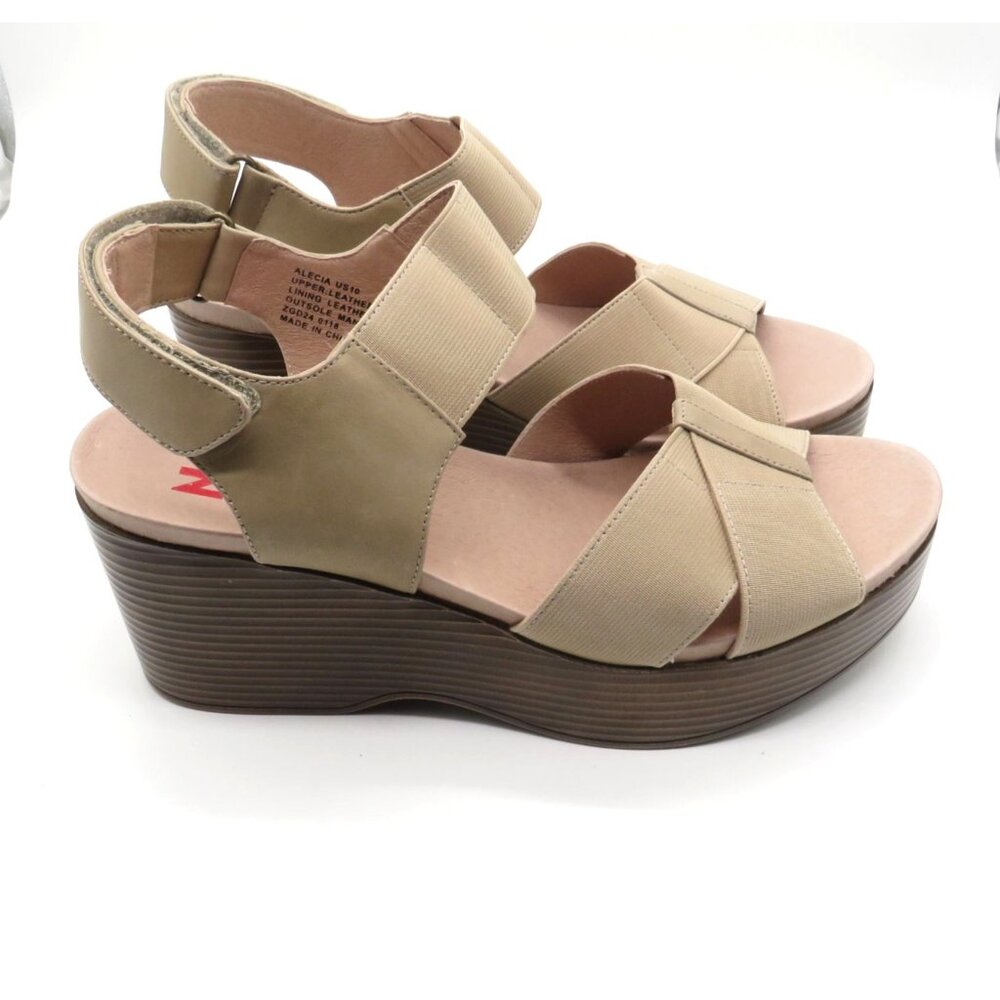NC Women's Tan Wedge Sandals Alecia Size 10 Leather Upper Elastic Gore NEW